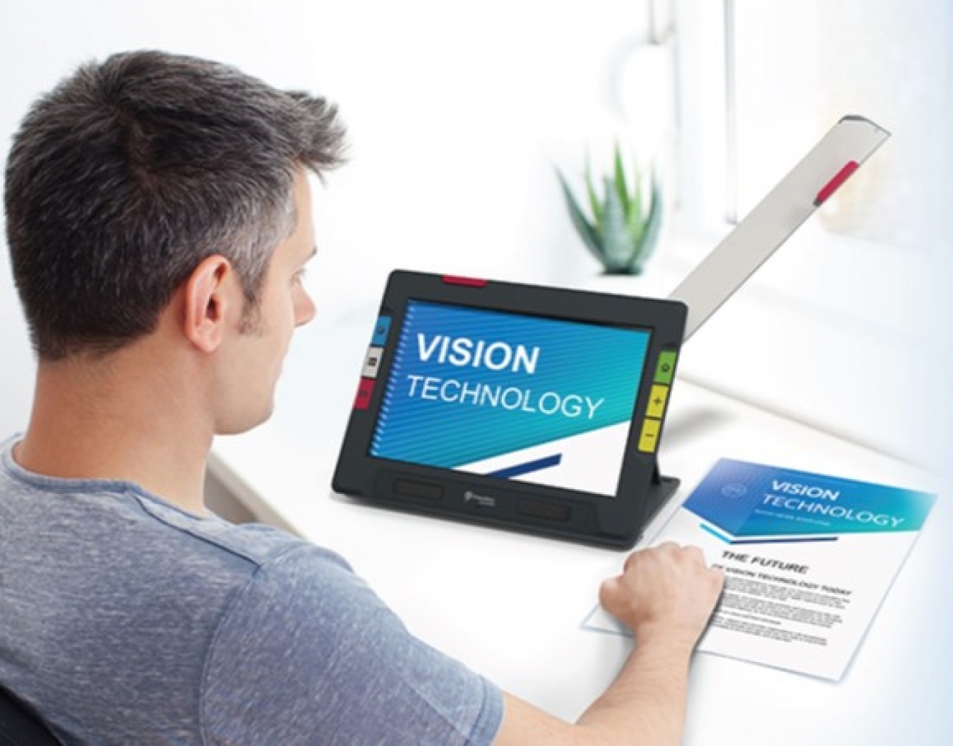 Ruby 10 HD Vocalisée – Loupes vocalisées – Loupes électroniques — Etex ...